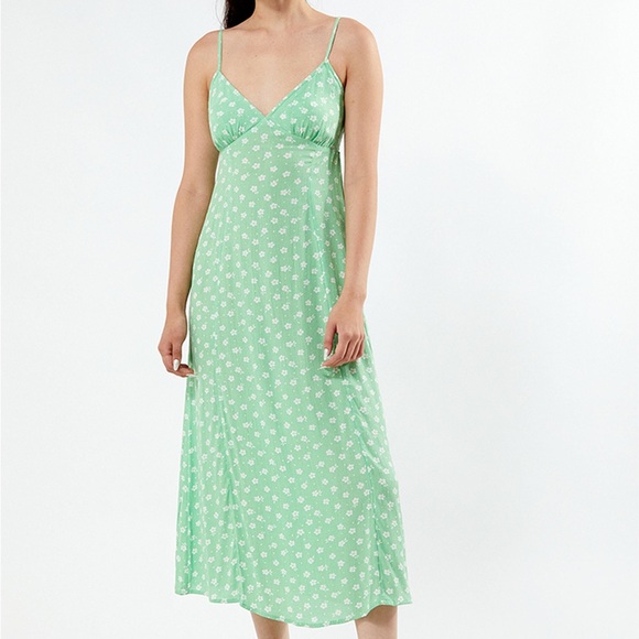 Billabong Dresses & Skirts - NWOT Billabong Summer Shine Midi Dress - Green